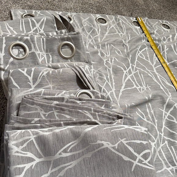 Gray Patterned Curtain - Picture 11 of 11